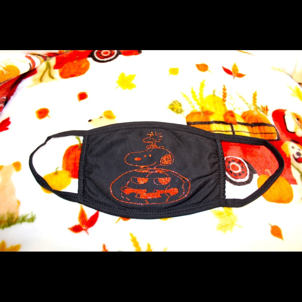 Snoopy Face Mask